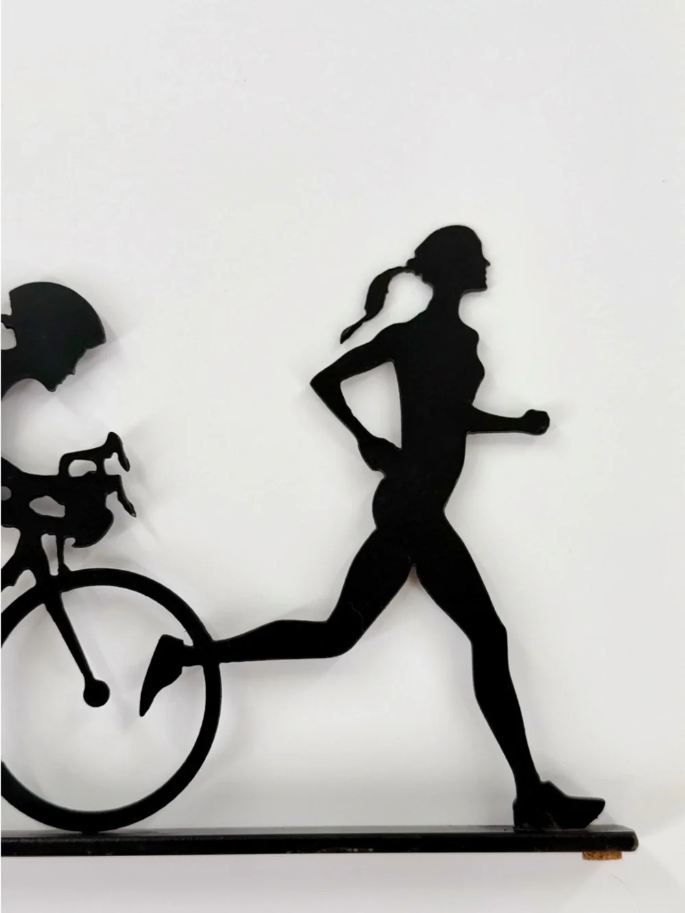 Triathlete Metal Art Sculpture | Runner Cyclist Decor | Gift Idea - Picture 2 of 8